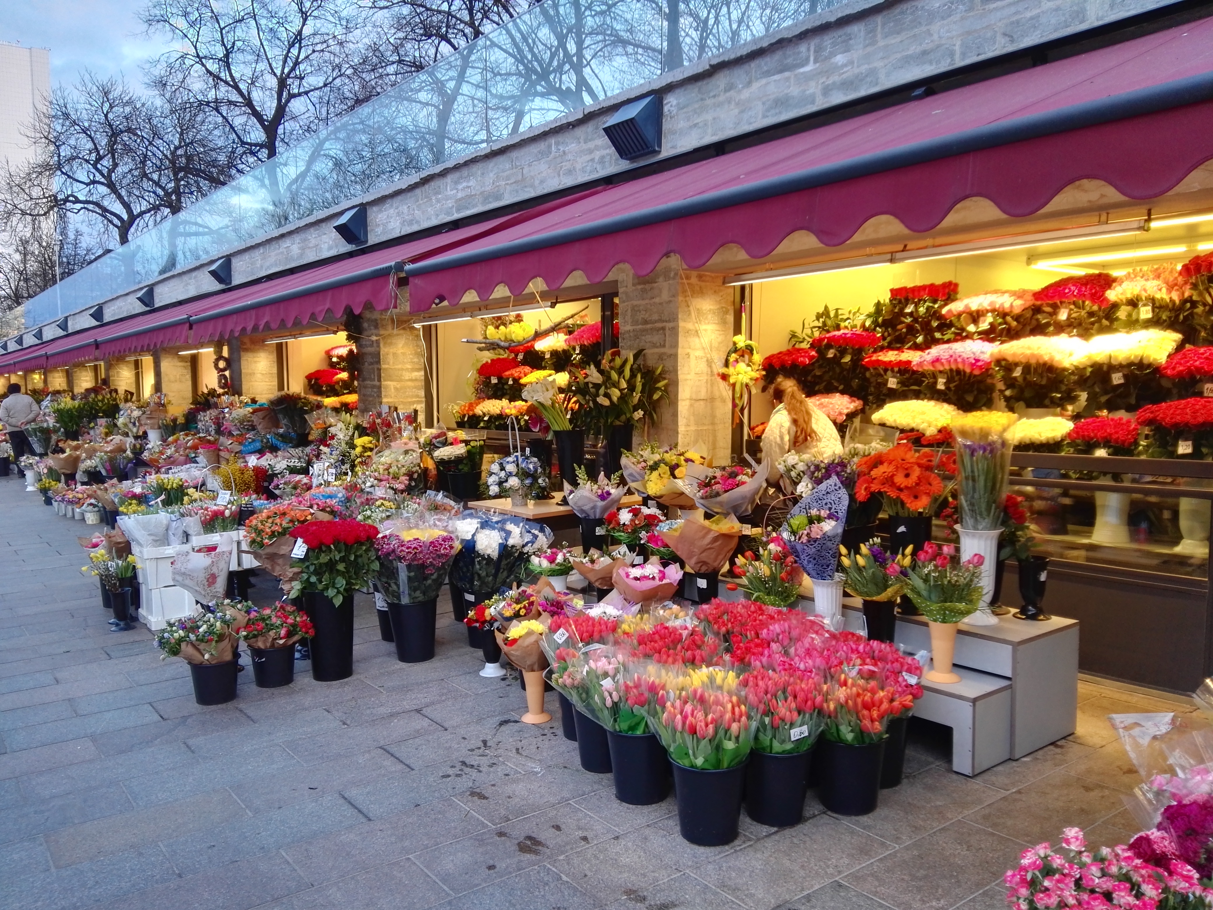 Новый цветочный рынок
