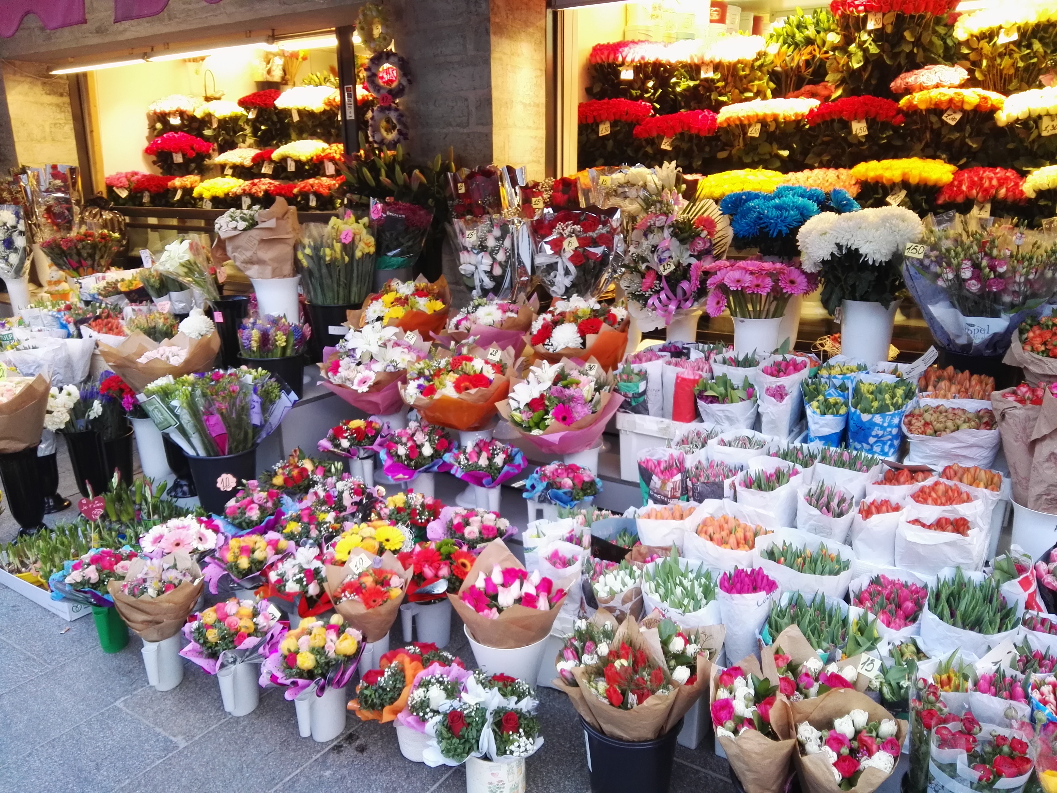 Метро Рижская цветочный рынок